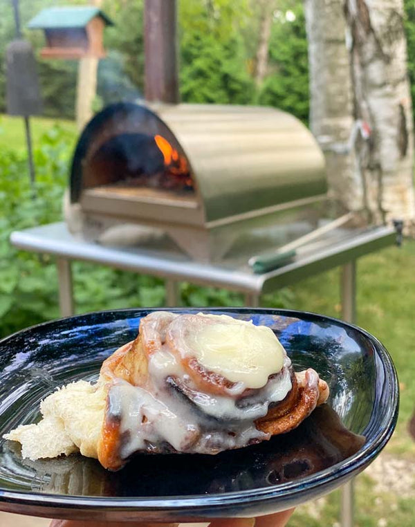 baked bread Cru Oven Model 30